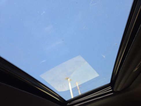 Used 2022 Nissan Armada Platinum w/ Captain's Chairs Package image 16