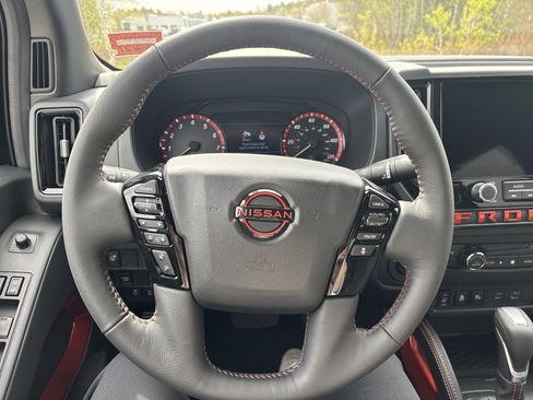 New 2026 Nissan Frontier PRO-4X w/ Tow Package AWD/4WD image 20