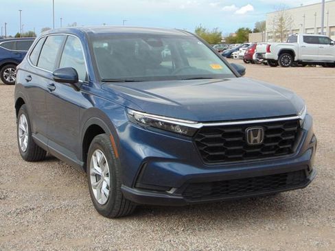 Used 2023 Honda CR-V LX image 8