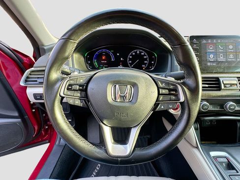 Used 2022 Honda Accord Touring image 9