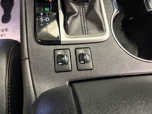 Used 2018 Toyota Highlander XLE FWD image 25