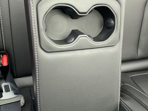 New 2025 Jeep Grand Cherokee Limited w/ Luxury Tech Group II image 40