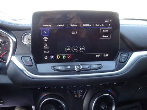 Certified 2024 Chevrolet Blazer LT w/ Convenience Package FWD image 26
