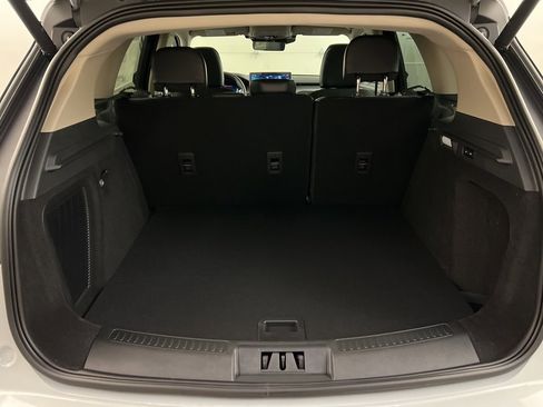 Used 2026 Lincoln Corsair Premiere image 35