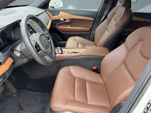 Used 2023 Volvo XC90 B6 Plus w/ Protection Package Premier AWD/4WD image 5