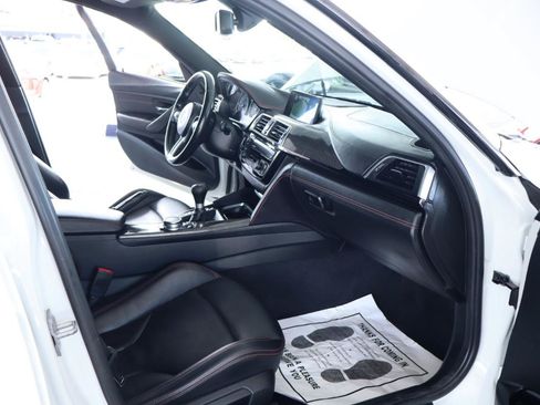 Used 2016 BMW M3 RWD image 49