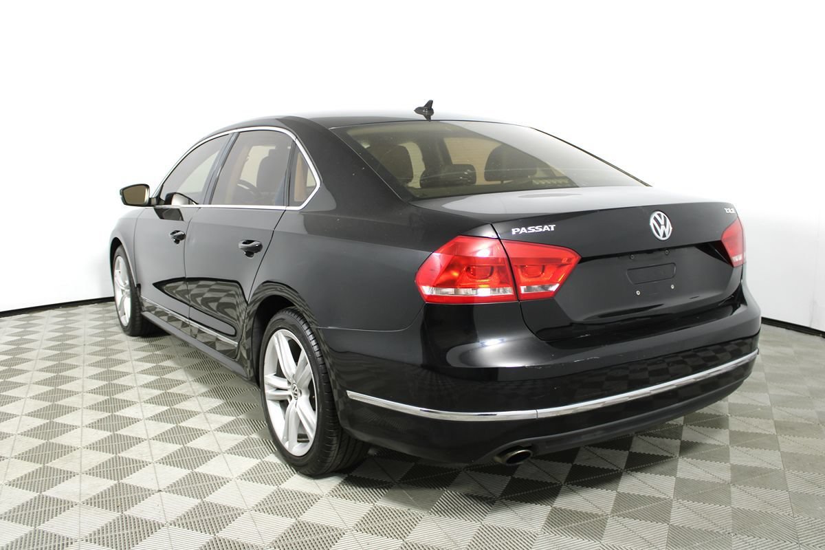 Used 2015 Volkswagen Passat 1.8T SE FWD image 27
