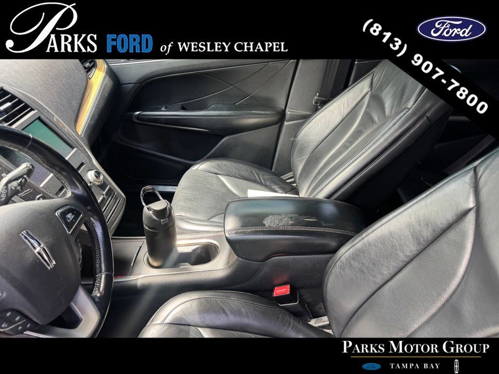 Used 2015 Lincoln MKC FWD w/ Equipment Group 101A Select image 9