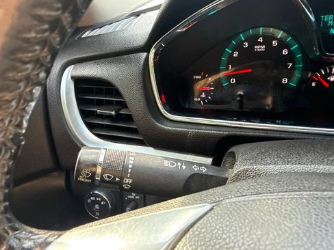 Used 2017 Chevrolet Traverse LT AWD/4WD image 20