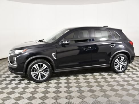 Used 2021 Mitsubishi Outlander Sport SE AWD/4WD image 9