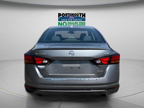 Used 2021 Nissan Altima 2.5 SV w/ SV Premium Package AWD/4WD image 11