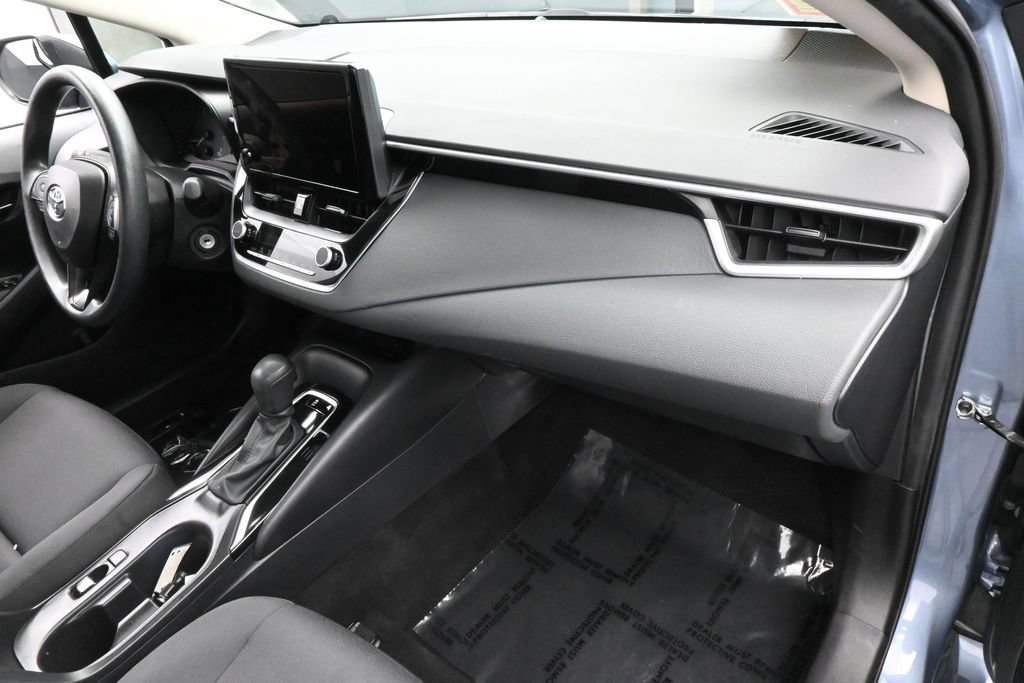 Used 2024 Toyota Corolla LE FWD image 37