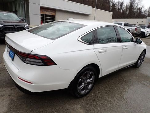 Used 2024 Honda Accord EX image 4