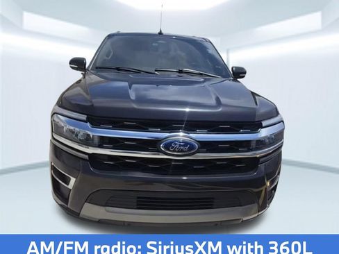 Used 2024 Ford Expedition Limited RWD image 12