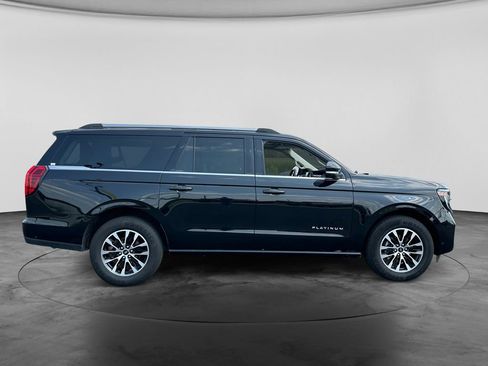 Used 2025 Ford Expedition Max Platinum AWD/4WD image 10