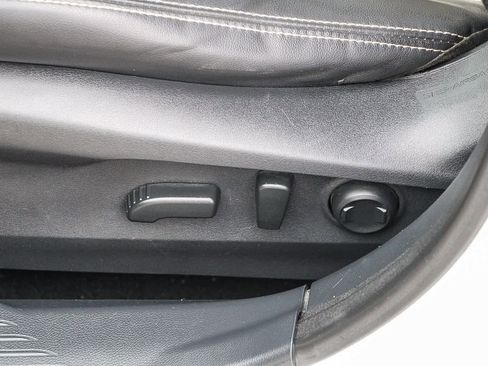 Used 2020 Subaru Outback Limited image 19