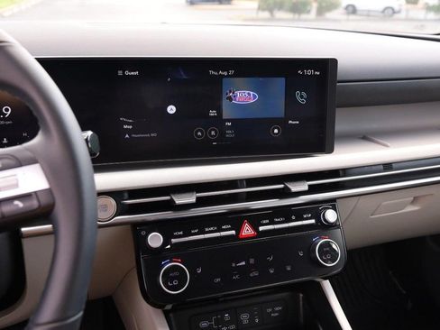 Used 2025 Hyundai Tucson SEL FWD image 16