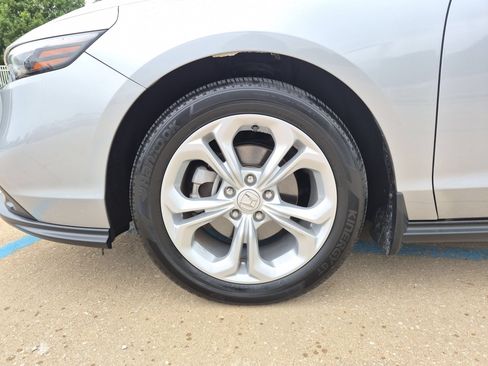 Used 2023 Honda Accord LX image 31