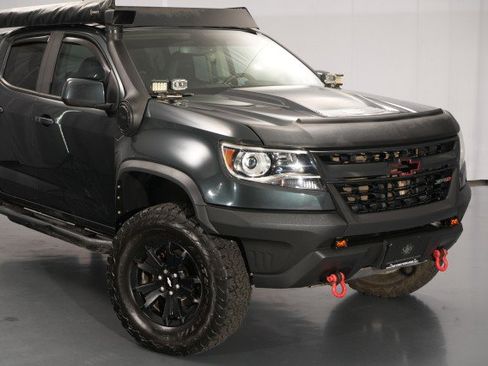 Used 2018 Chevrolet Colorado ZR2 w/ ZR2 Dusk Special Edition AWD/4WD image 10