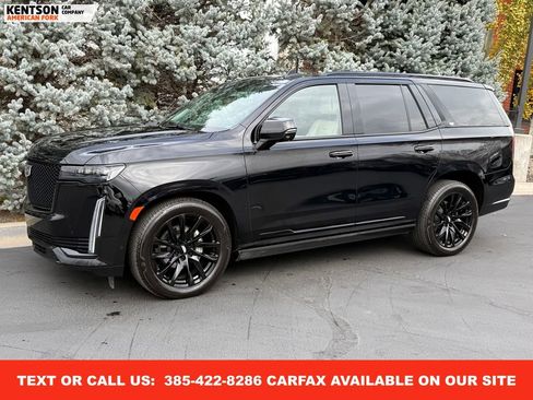 Used 2024 Cadillac Escalade Sport Platinum image 1
