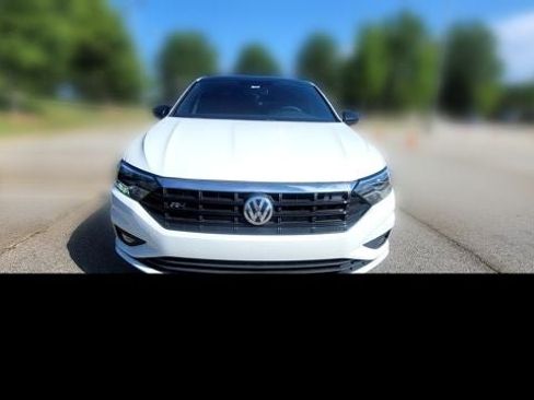 Used 2019 Volkswagen Jetta R-Line FWD image 3