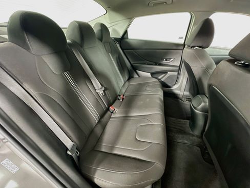 Used 2023 Hyundai Elantra SEL FWD image 24