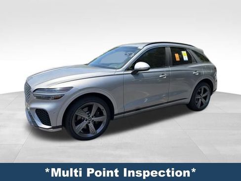 Used 2022 Genesis GV70 3.5T Sport w/ Sport Prestige Package AWD/4WD image 4