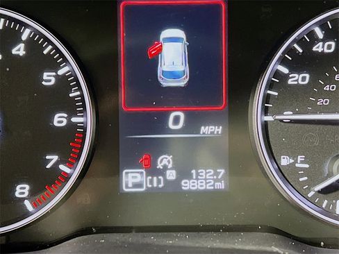 Used 2024 Subaru Crosstrek 2.0i Premium image 12