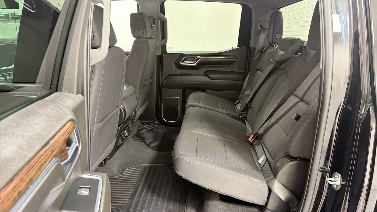 Used 2024 GMC Sierra 1500 Elevation AWD/4WD image 23