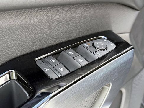 Certified 2025 Nissan Pathfinder SL AWD/4WD image 24