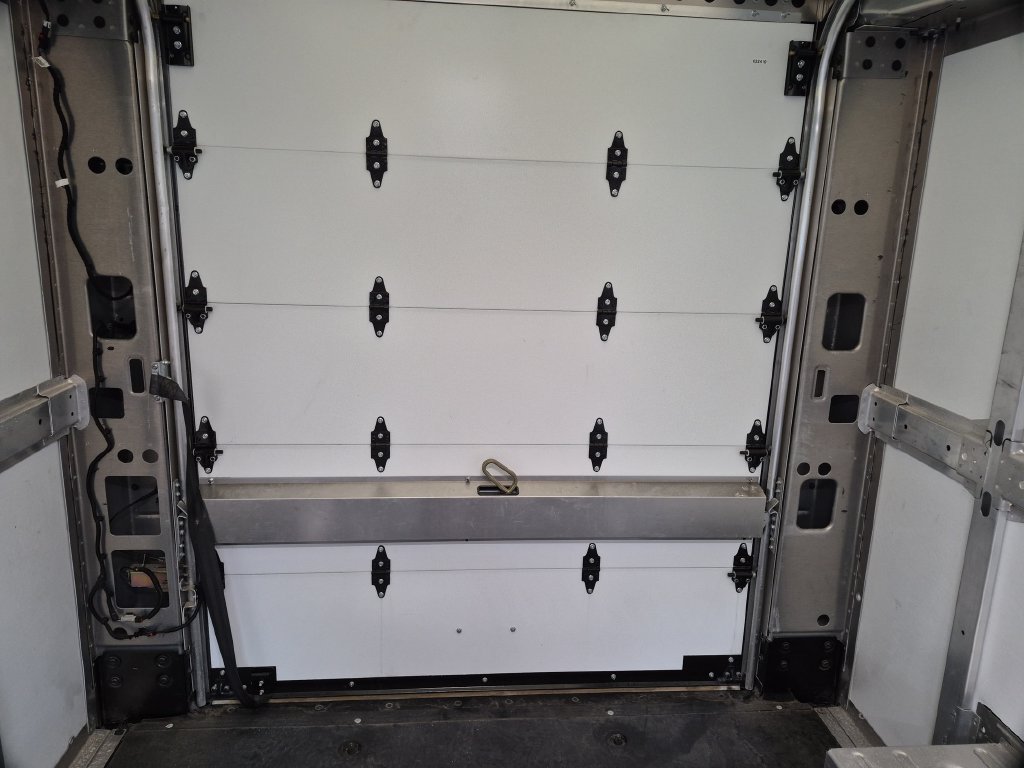 Used 2024 Chevrolet Brightdrop 600 w/ Commercial Equipment Package AWD/4WD image 30