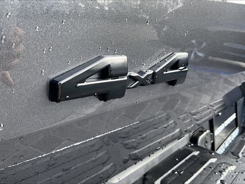 Used 2024 Toyota Tundra Limited image 8