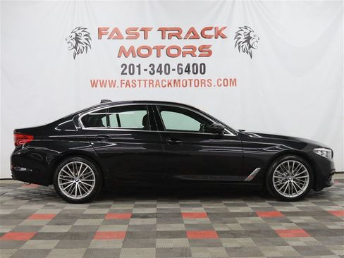 Used 2019 BMW 540i xDrive w/ Convenience Package AWD/4WD image 4