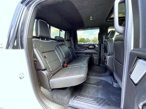 Used 2024 GMC Sierra 2500 AT4X w/ AT4X AEV Edition AWD/4WD image 18