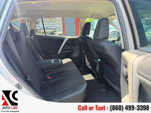 Used 2016 Toyota RAV4 LE AWD/4WD image 7