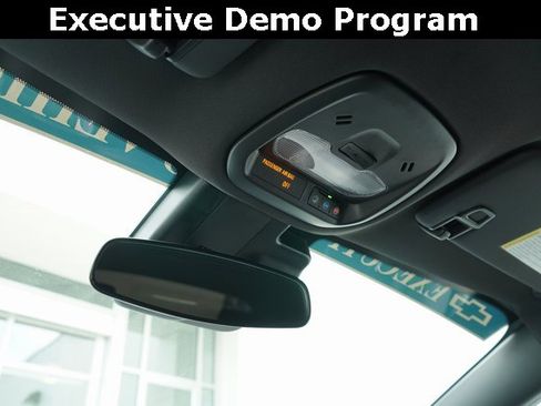 Used 2025 Chevrolet Trax RS w/ Driver Confidence Package image 25