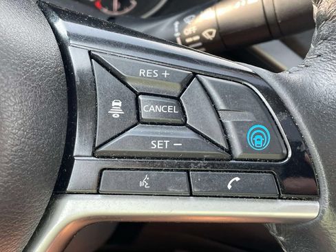 Used 2024 Nissan Altima 2.5 SV w/ SV Premium Package AWD/4WD image 30