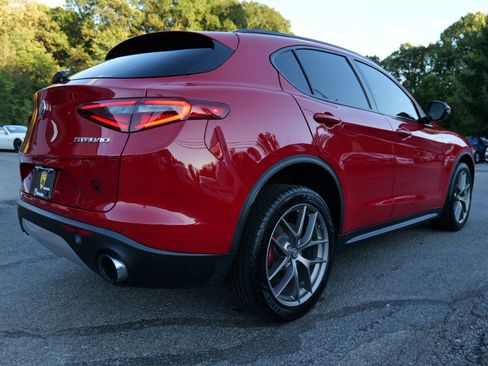 Used 2018 Alfa Romeo Stelvio Ti Sport image 91