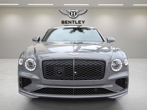 New 2025 Bentley Flying Spur Plug-In Hybrid image 2