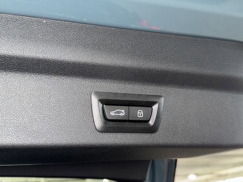 Certified 2025 BMW X2 xDrive28i image 13