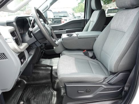 Used 2024 Ford F250 XLT w/ FX4 Off-Road Package AWD/4WD image 14
