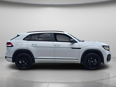 Certified 2023 Volkswagen Atlas Cross Sport SEL R-Line AWD/4WD image 4