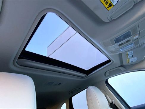 Certified 2021 MAZDA CX-5 Touring w/ Touring Preferred SV Package image 13