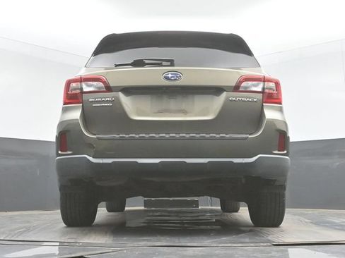 Used 2015 Subaru Outback 2.5i Premium AWD/4WD image 34