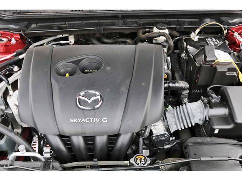 Used 2021 MAZDA MAZDA3 s image 30