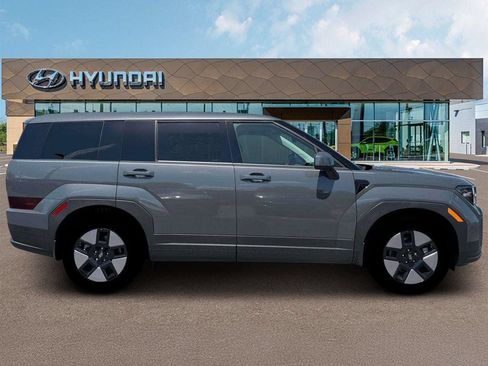 New 2026 Hyundai Santa Fe SE FWD image 9