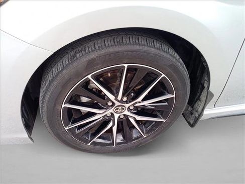 Used 2023 Toyota Camry SE w/ Convenience Package FWD image 9