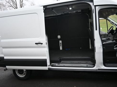 New 2026 Ford Transit 250 148 Medium Roof w/ Load Area Protection Package RWD image 80