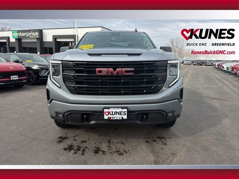 New 2026 GMC Sierra 1500 Elevation image 13