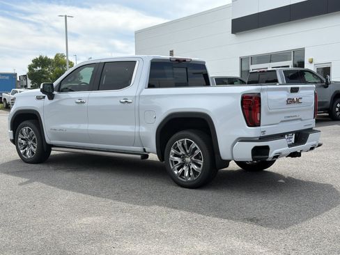Used 2026 GMC Sierra 1500 Denali AWD/4WD image 10